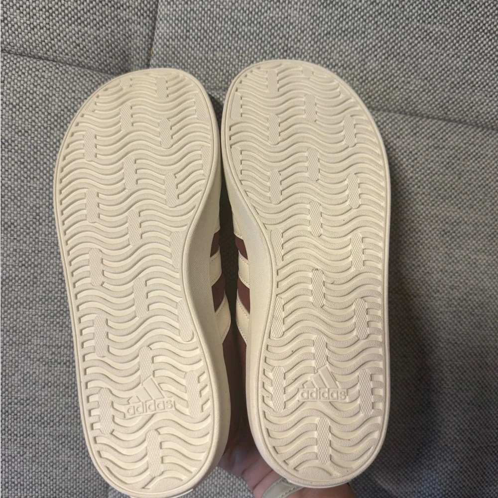 adidas kids size 3 Burgundy Suede Sneakers with White Stripes - Picture 2 of 5